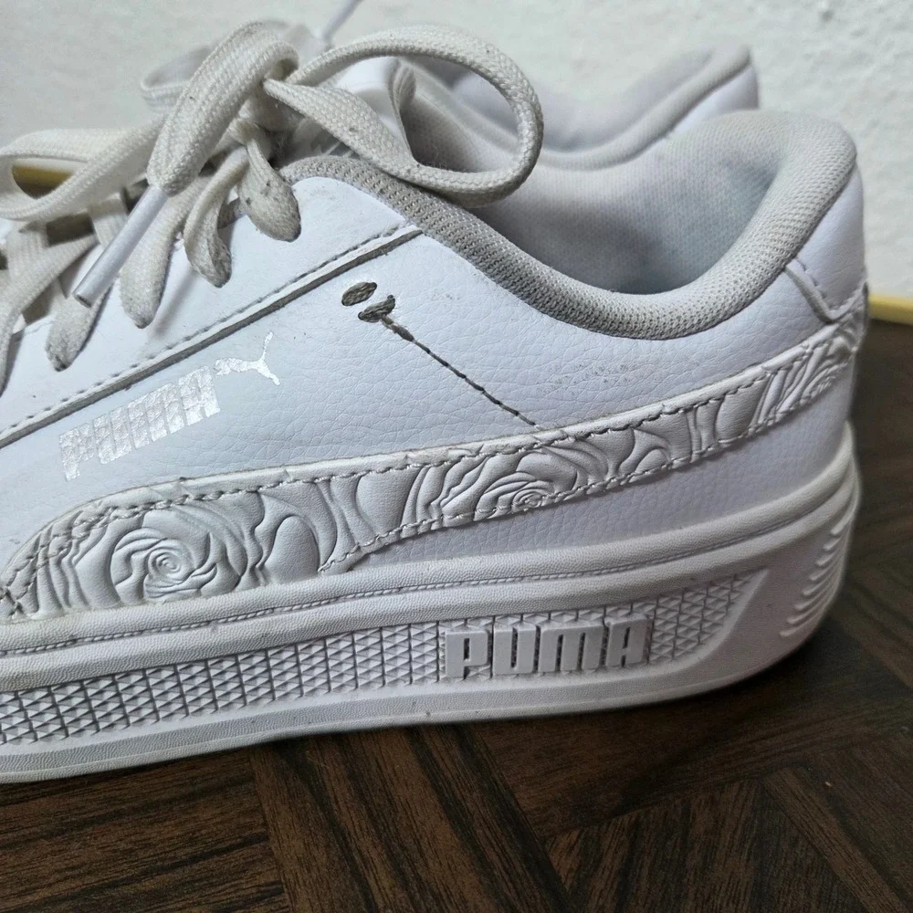 Puma Carina Platform Sneakers White Embossed Floral Lace Up Womens 7.5